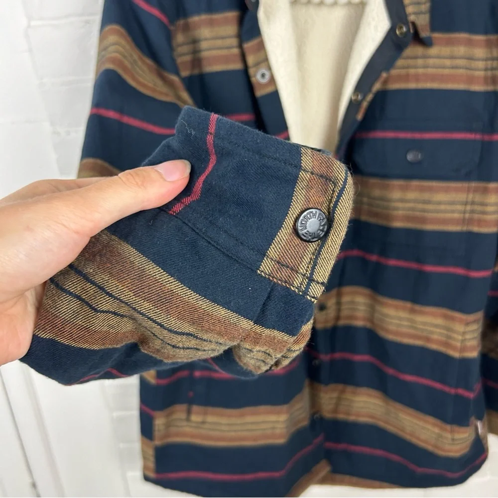 The North Face Men’s Striped Thick Sherpa Shacket Button Front Light Jacket